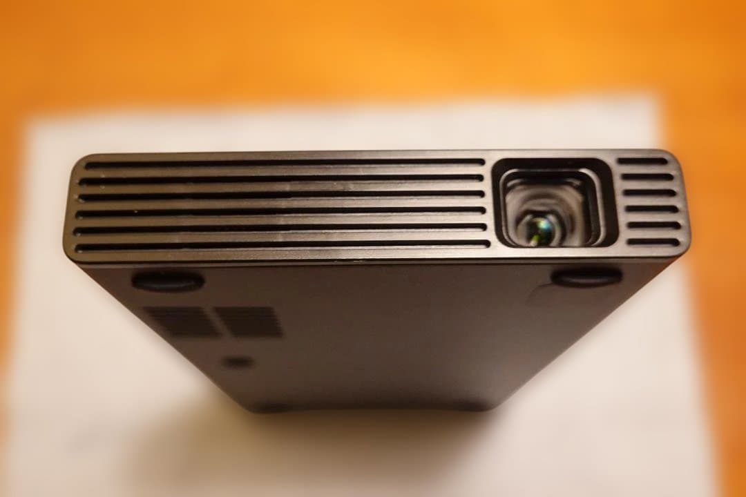 【美品】SONYモバイルプロジェクターMP-CD1