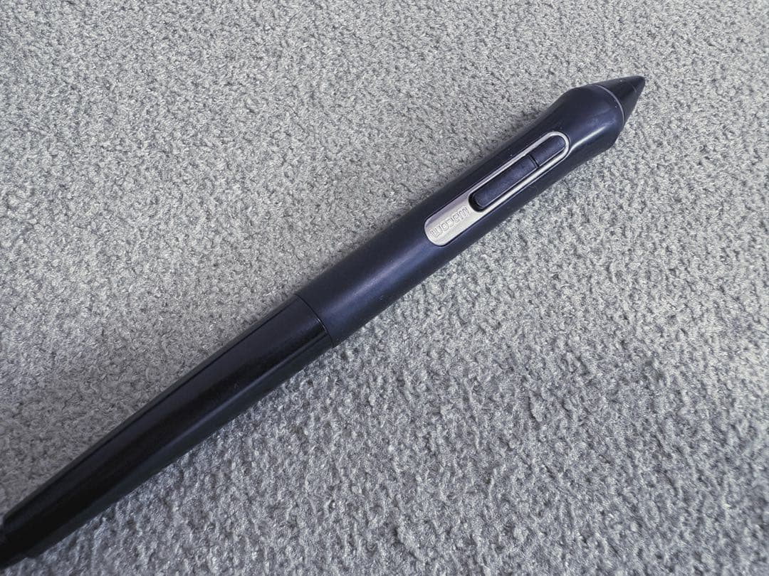 ワコム 液タブ Wacom Cintiq 22 FHD DTK2260K1D