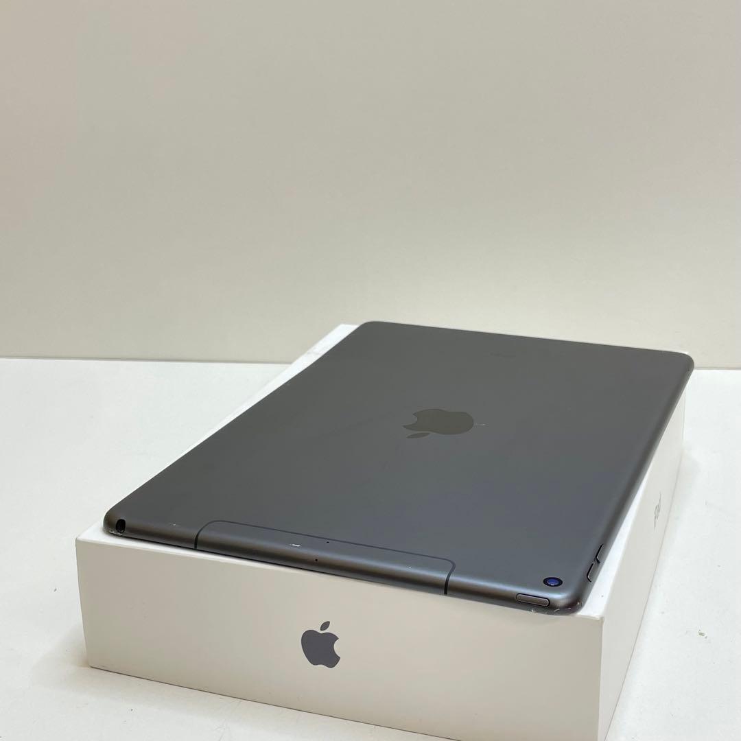 iPad Air 第3世代 64Gb Wi-Fi + Cellular 89%