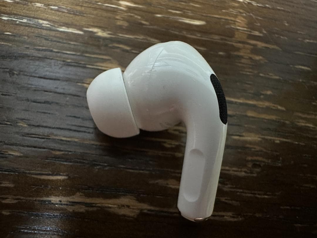 ろ*ん様 AirPods Pro 2 A3048 訳アリ