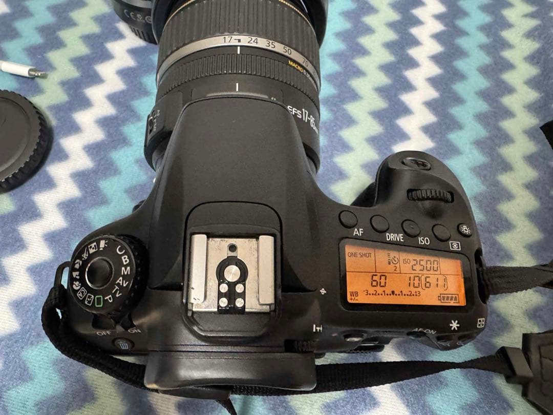 Canon 60D デジタル一眼レフカメラ EF-Sレンズ2本付き