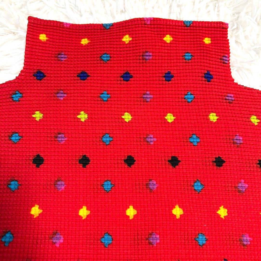 me ISSEY MIYAKE イッセイミヤケ クリスマス柄 長袖カットソー