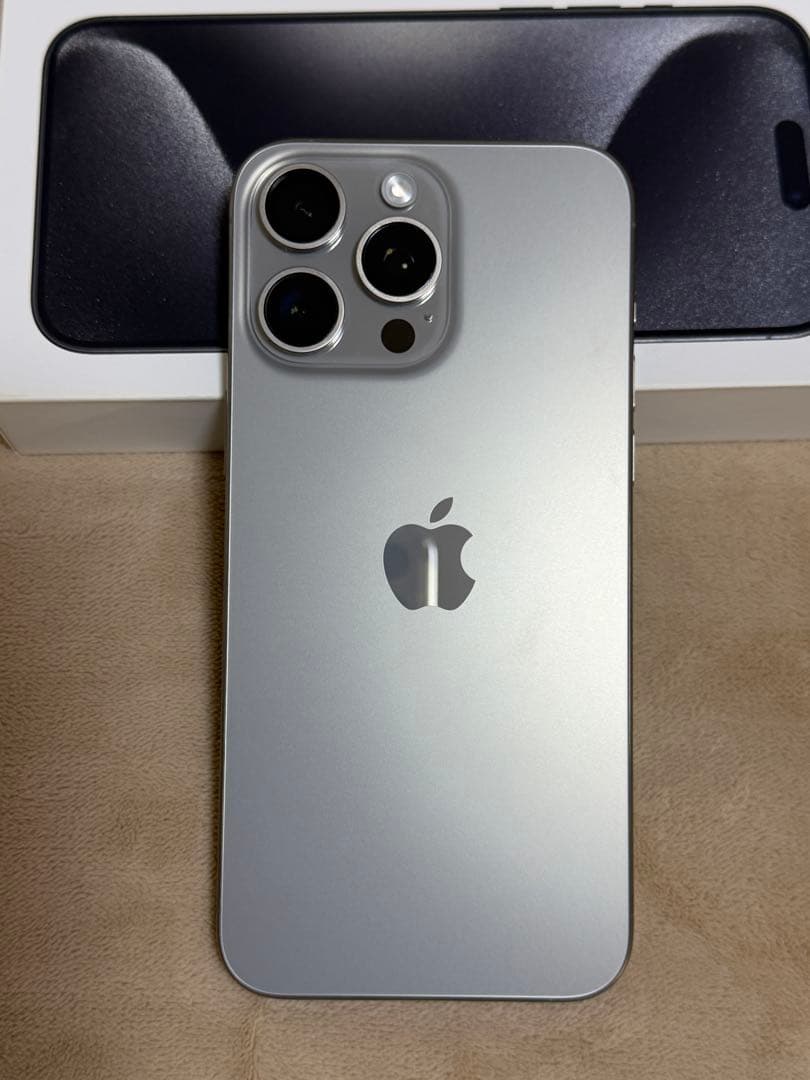 Apple iPhone 15 Pro Max512GB本体