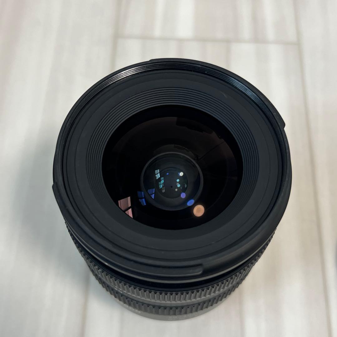 Tamron 20-40 f2.8 ズームレンズ