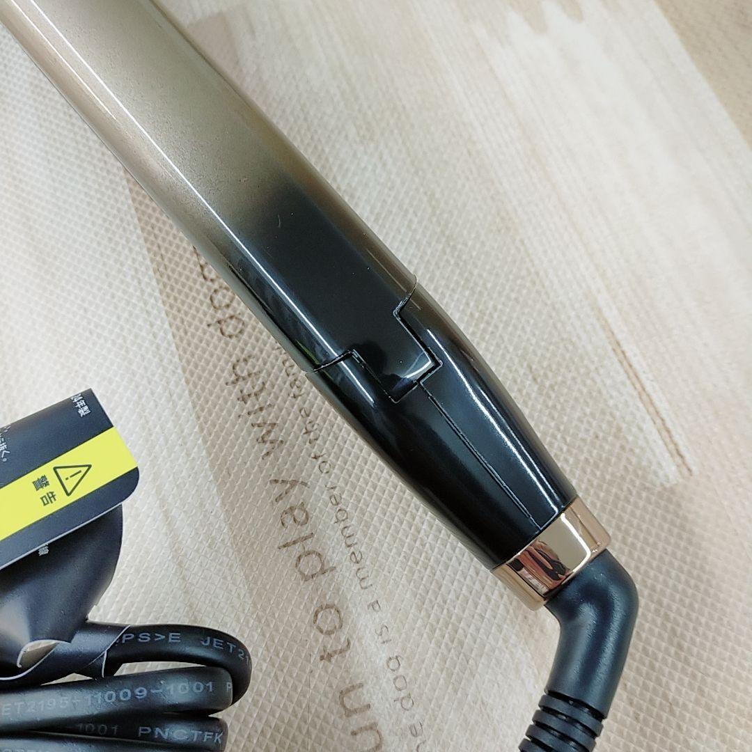 ほぼ未使用○リュミエリーナ ヘアビューロン 4D plus ストレート