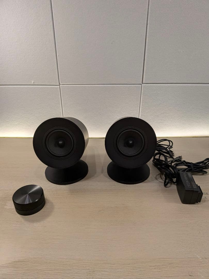 スピーカー・ウーファー Razer Nommo v2 x & WIRELESS CONTROL POD