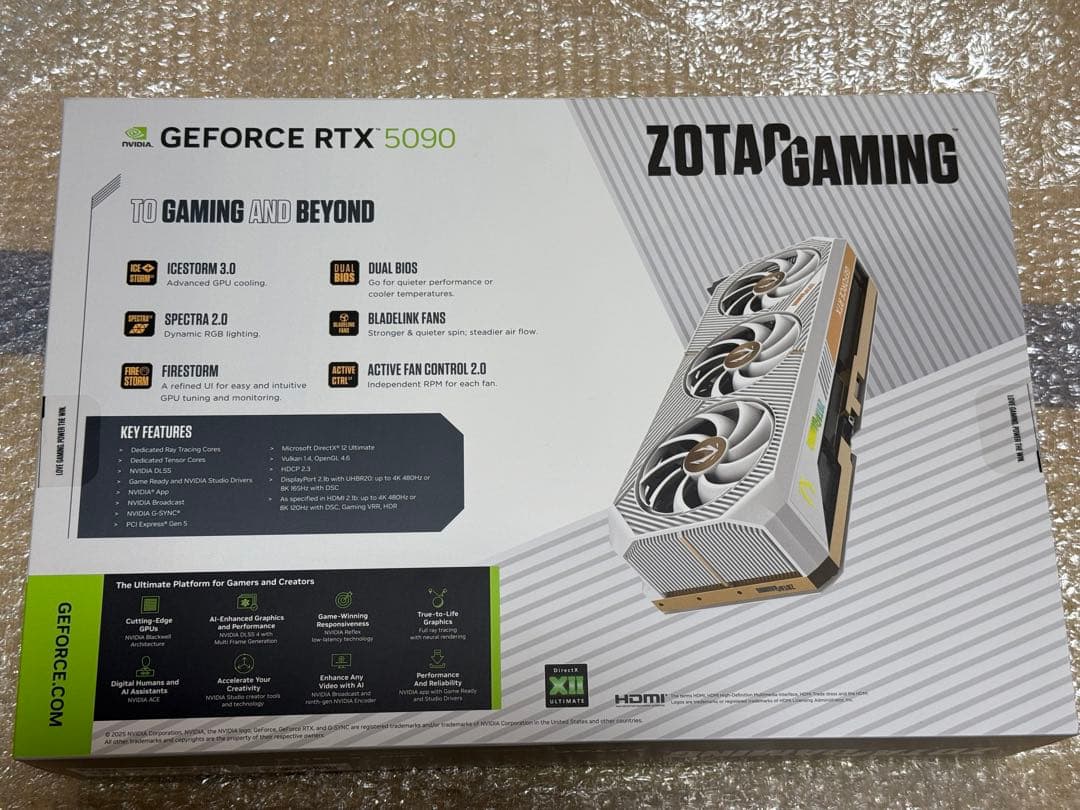 【未開封】 ZOTAC RTX 5090 SOLID OC White