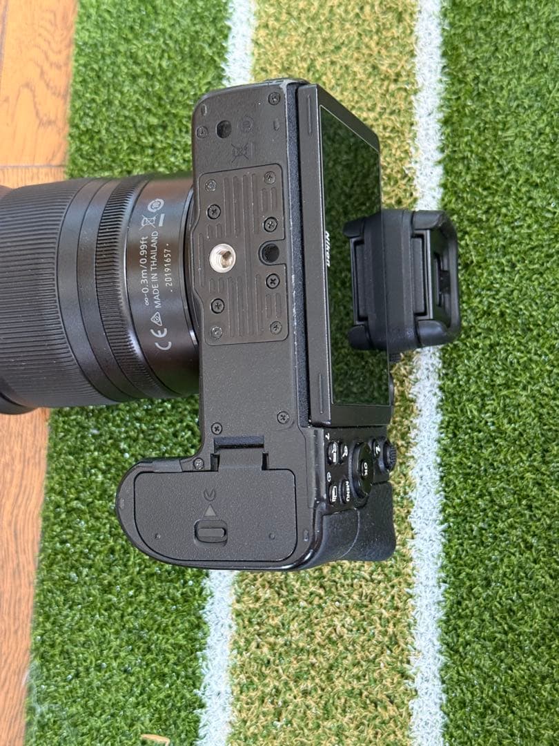 デジタルカメラ Nikon Z6 + NIKKOR Z 24-70mm f/4 S