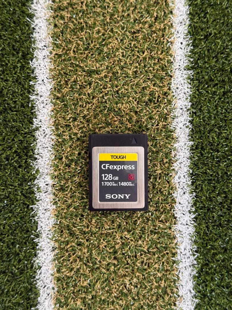 デジタルカメラ Nikon Z6 + NIKKOR Z 24-70mm f/4 S