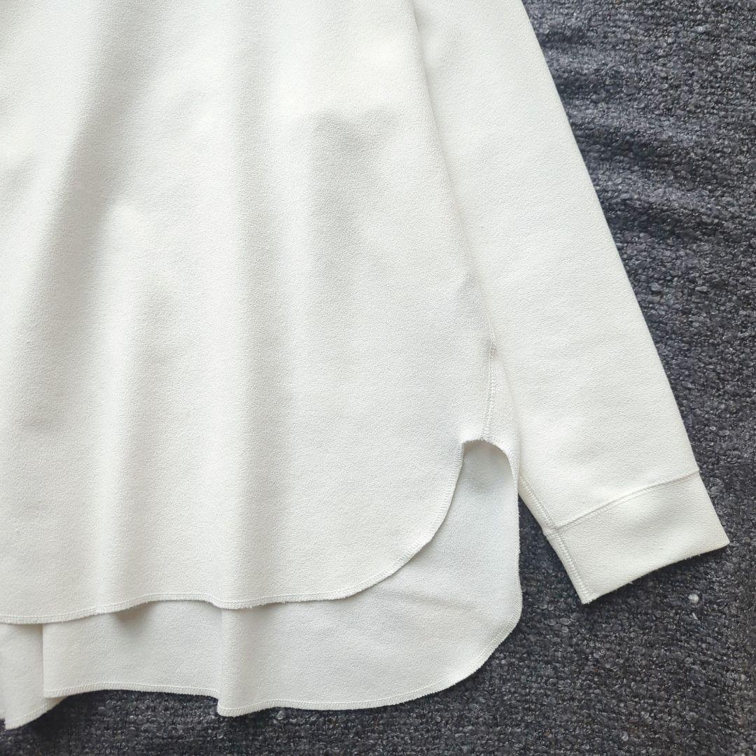 ウィムガゼット　Whim Gazette Vガゼットプルオーバー