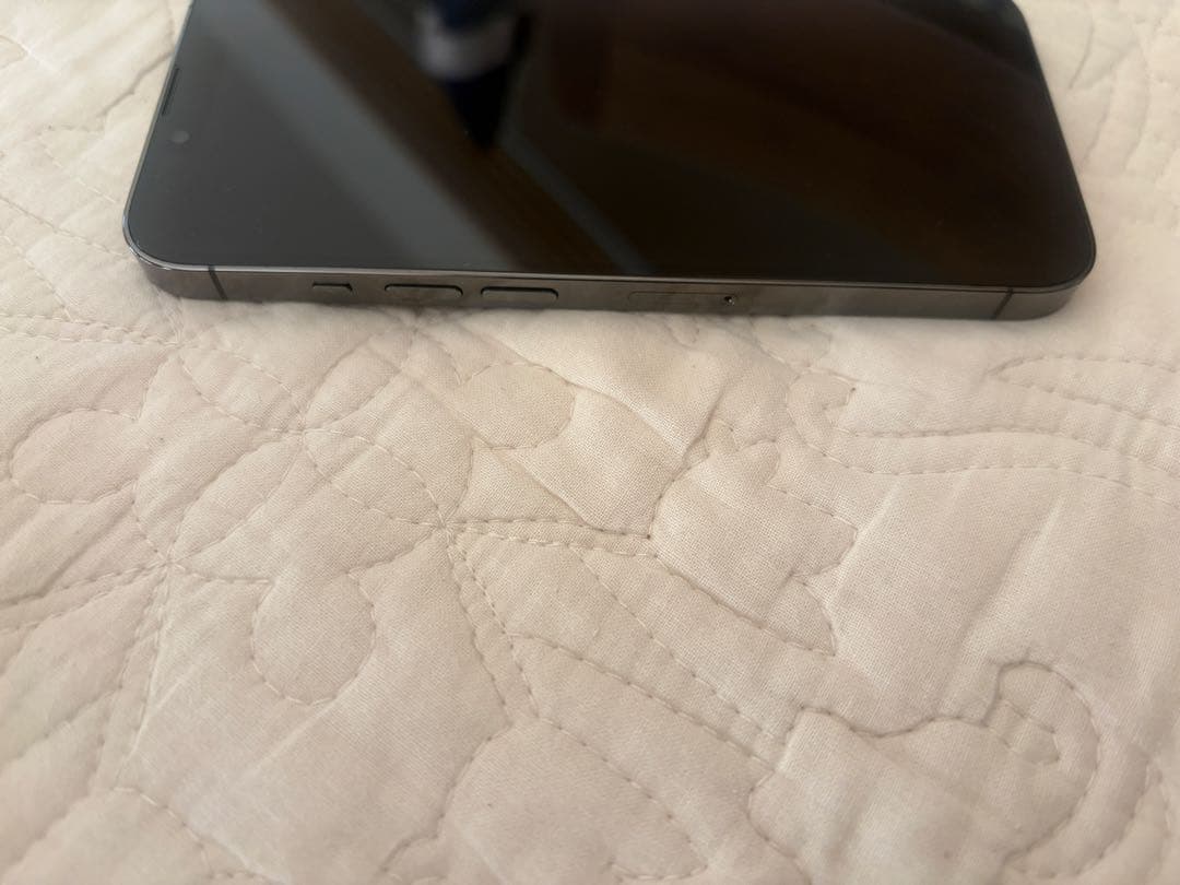 iPhone 13pro 256GB本体