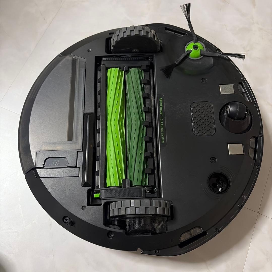 iRobot Roomba i2 ロボット掃除機本体　替えフィルタ付き