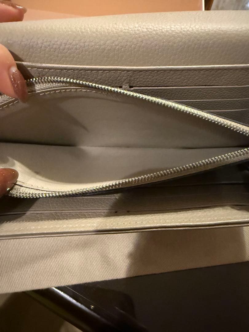 Louis Vuitton マヒナ ポルトフォイユ イリス 長財布