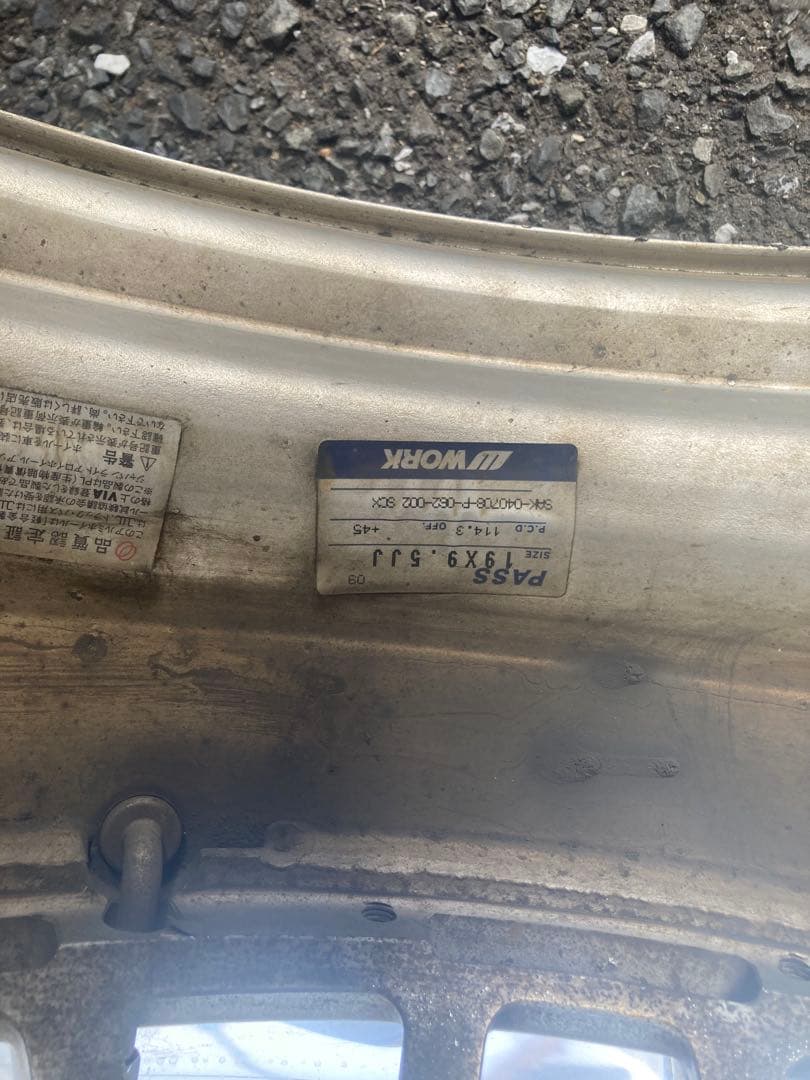 ワーク　シーカー19インチ　タイヤバリ山