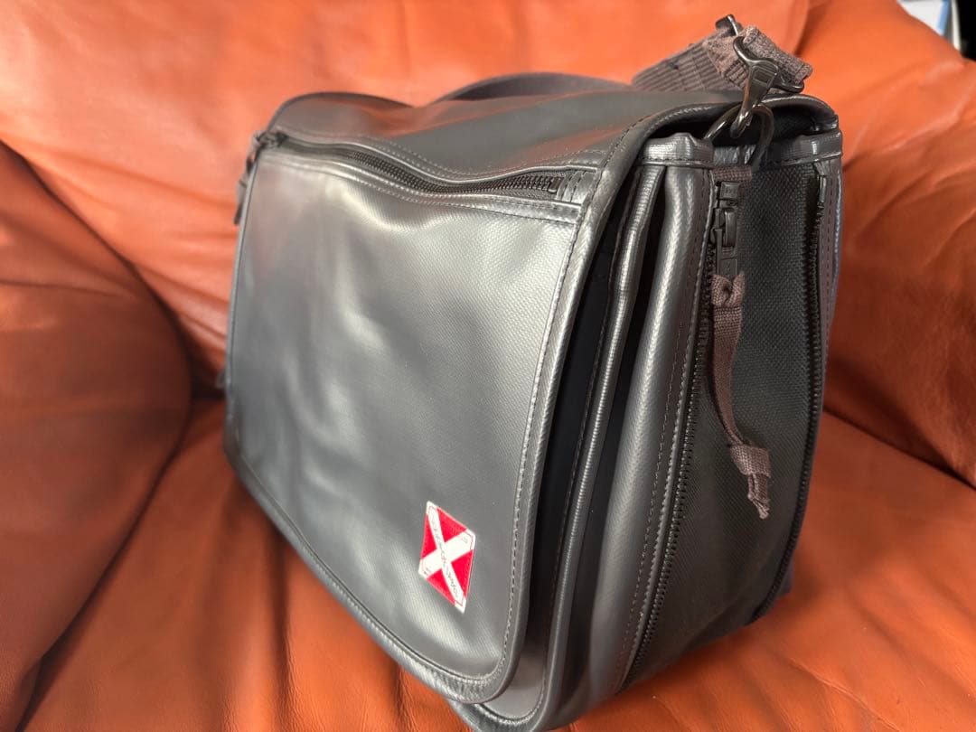 美品　LUGGAGE LABEL LINER ショルダーバッグ