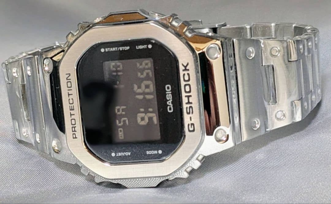 CASIO G-SHOCK GM5600フルメタルカスタム シルバー 付属品あり