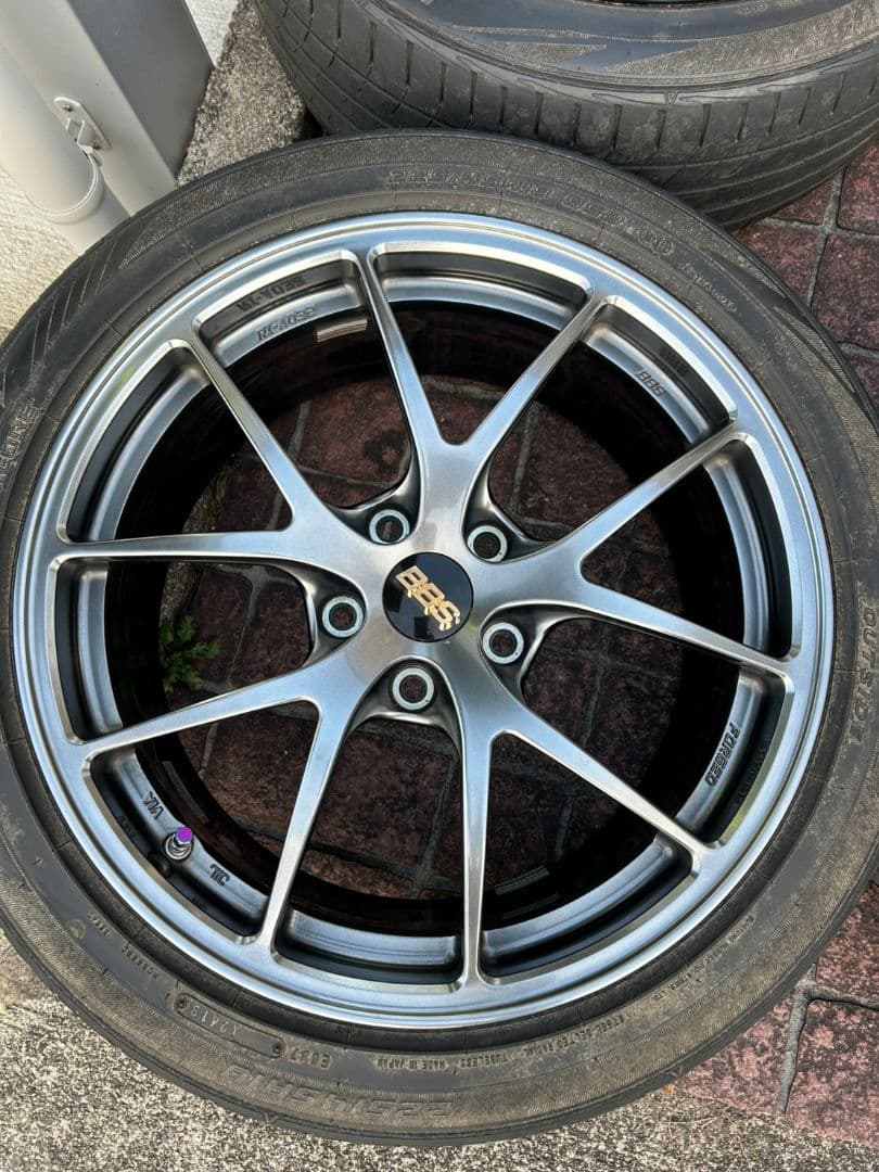 BBS製18インチ・8Jタイヤホイールセット