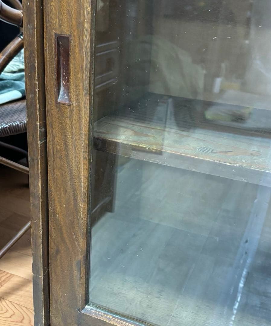 レトロ　アンティーク　飾り棚　キャビネット　古民家　食器棚　ガラス棚　カフェ