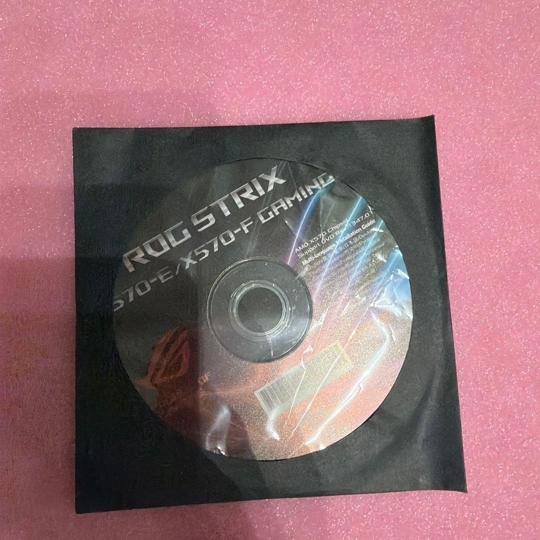 ASUS ROG STRIX X570-E GAMING（ATXマザーボード）