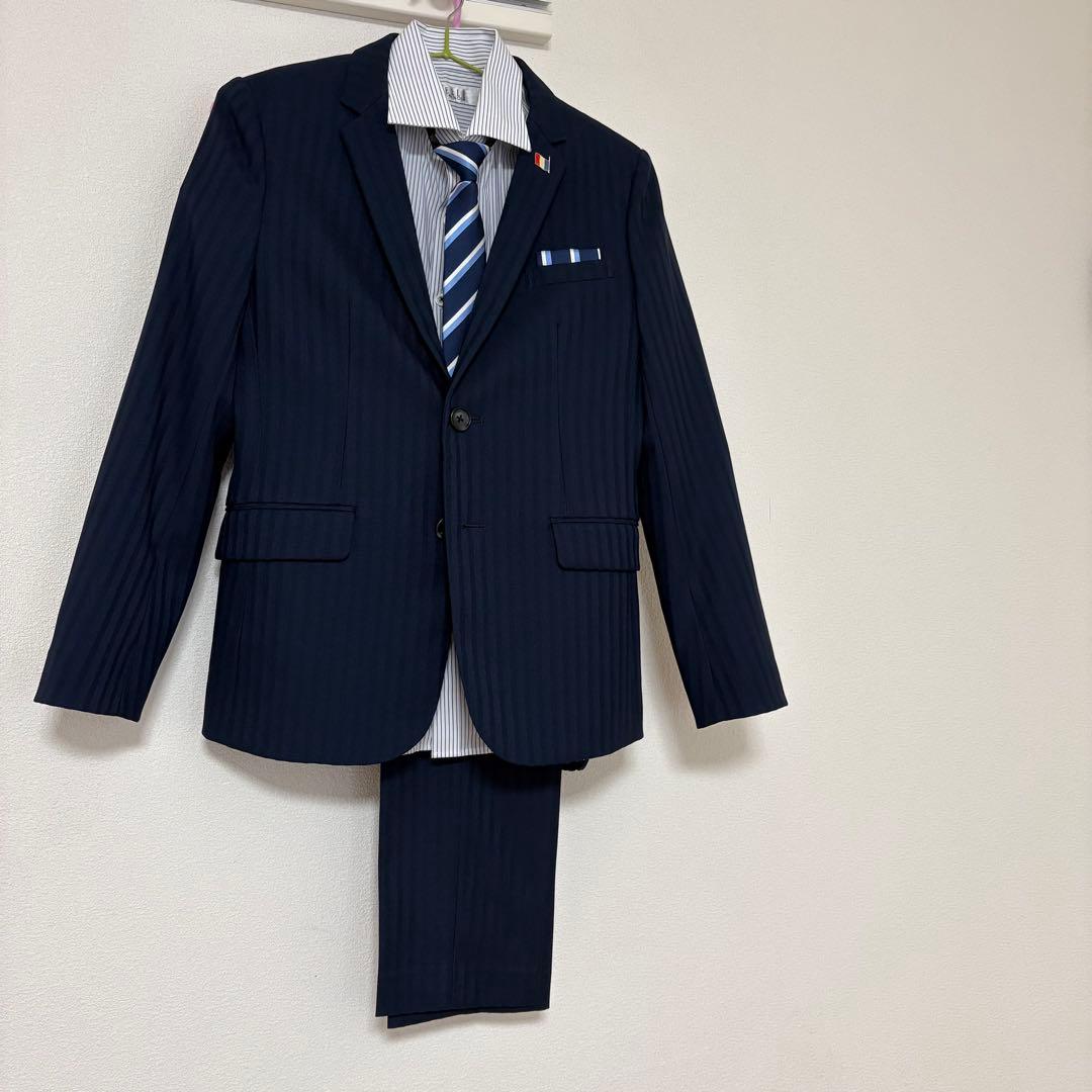 ELLEフォーマルスーツ (ストライプ・ネイビー）150cm男児用