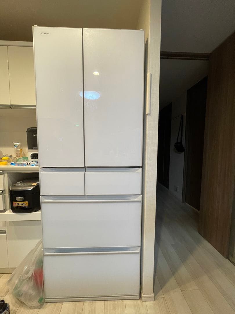 Hitachi冷蔵庫　R-HW60K 602L
