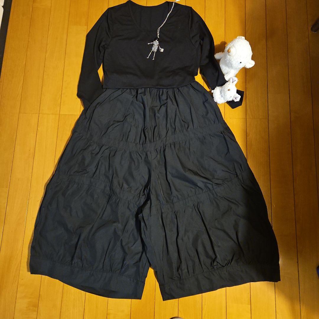 クレッシェントパンツ ♡ブラック ・未使用・ミニ プレゼント付き