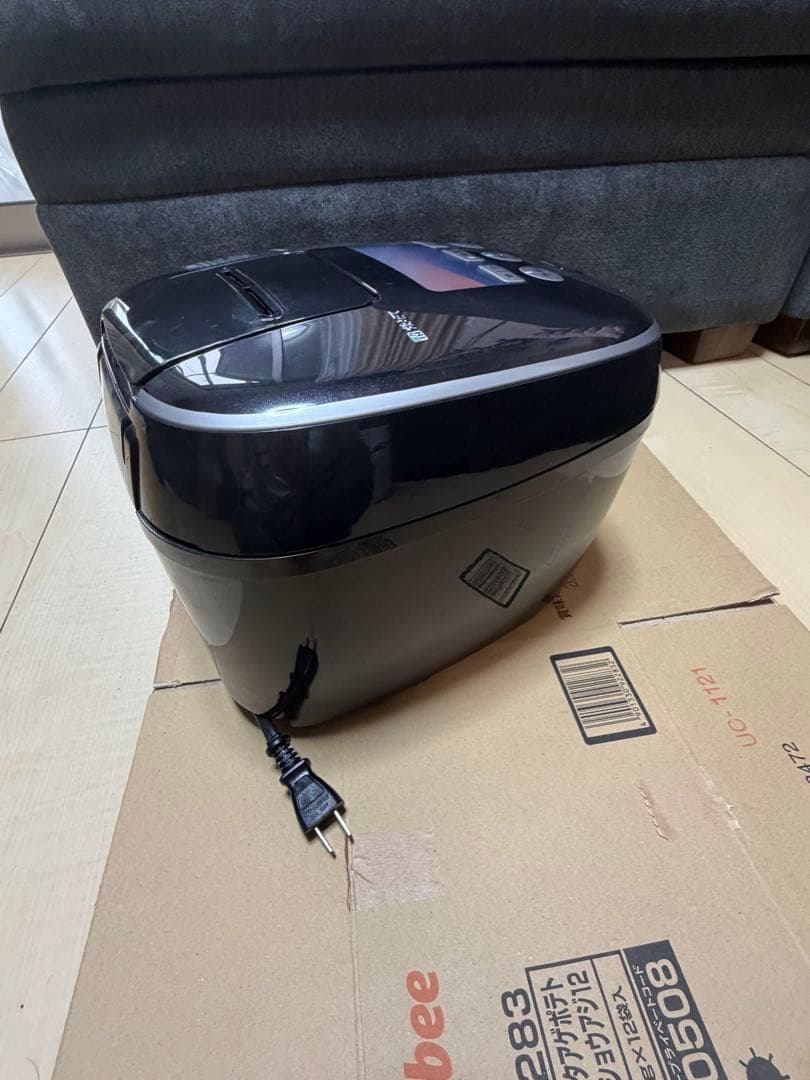 河*村様 TIGER 炊飯器 JPC-18KS 1.8L