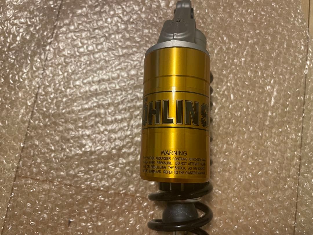 オーリンズ　スピードツイン900 （ストリートツイン）トライアンフtriumph