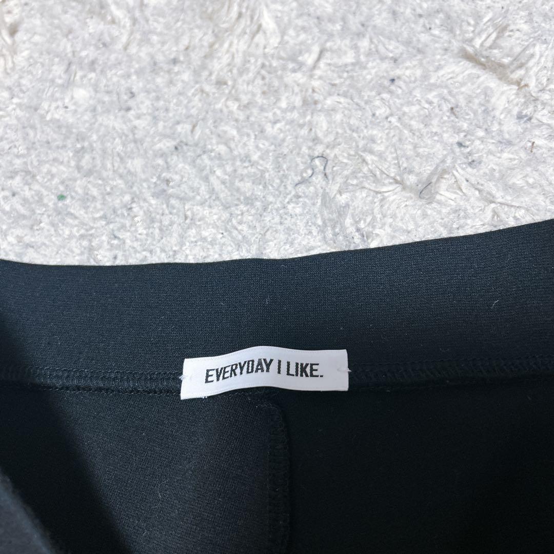 Deuxieme Classe Directorパンツ フレアパンツ 2025