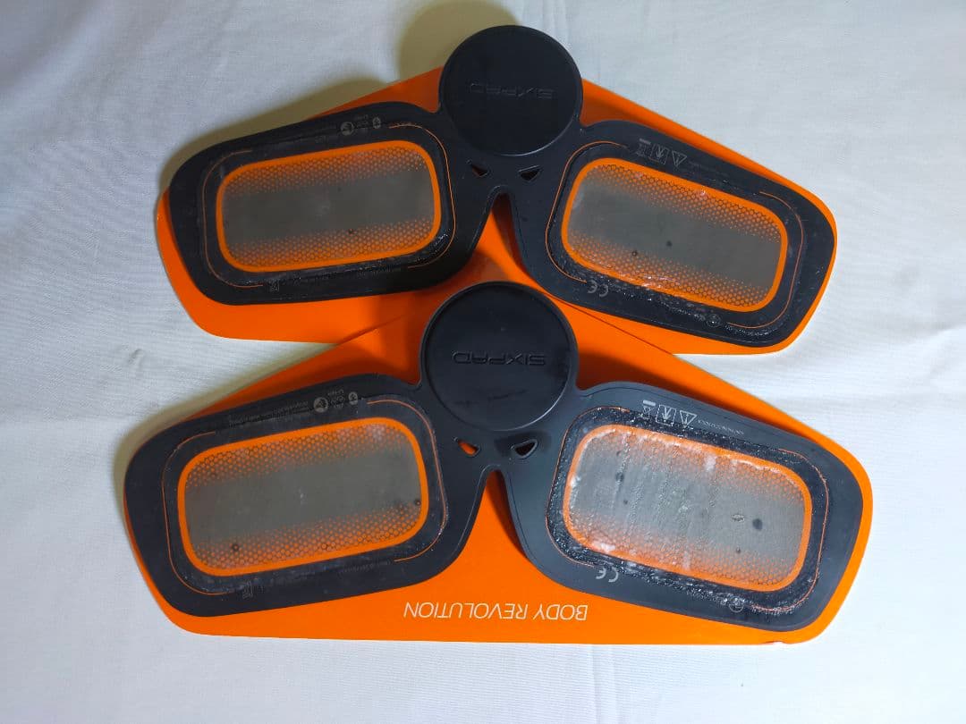 美品 SIXPAD充電式 AbsFit2×1・BodyFit2×2・ジェルシート