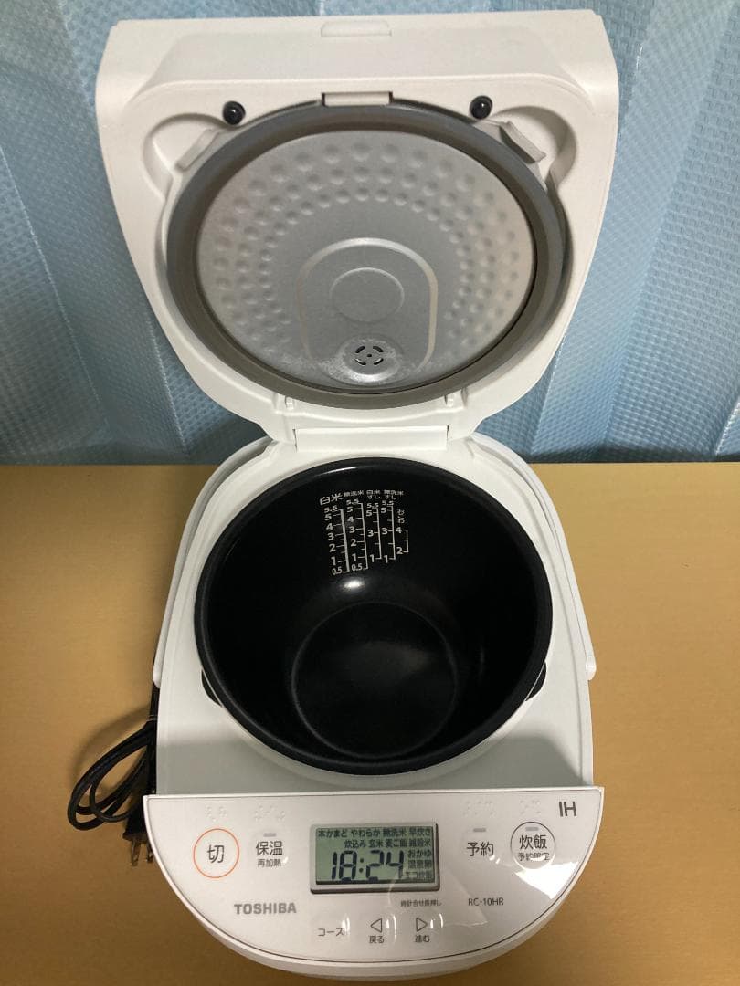 ★美品★２3年製TOSHIBA RC-10HR IH炊飯ジャー炊飯器5.5合炊き