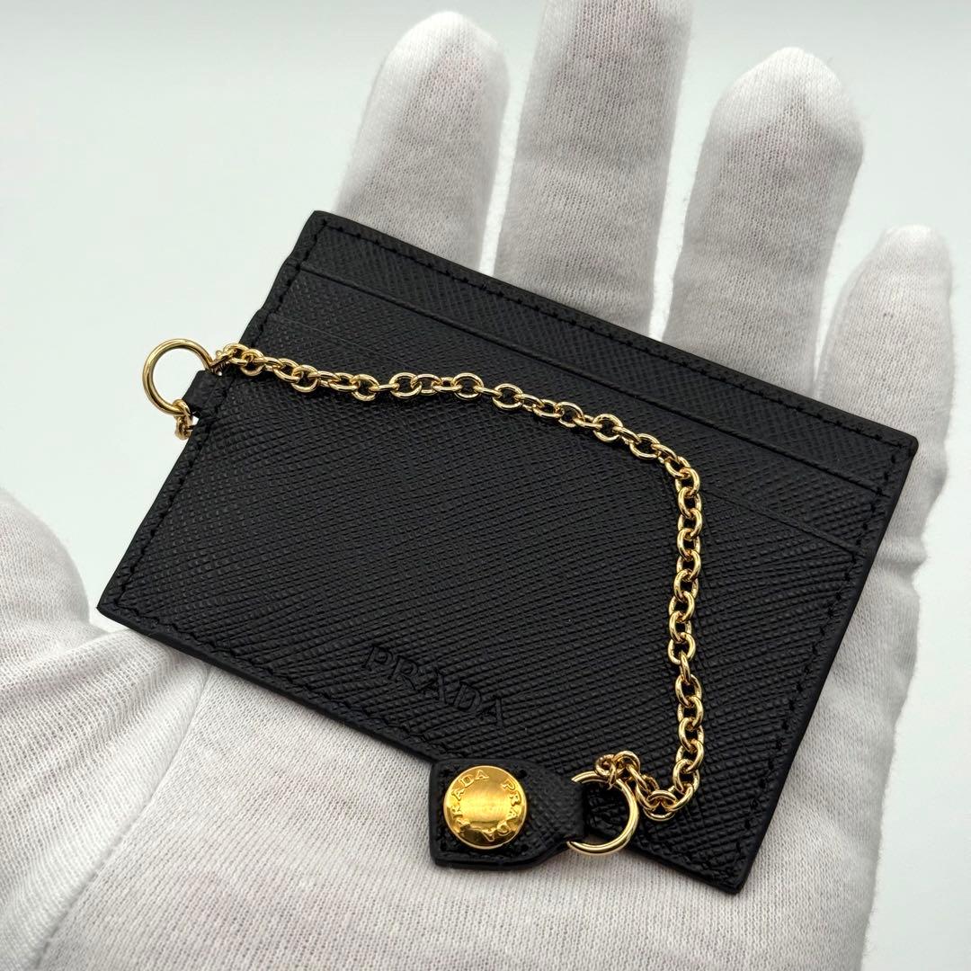 美品　Prada プラダ 長財布 サフィアーノレザー ブラック 1MH132