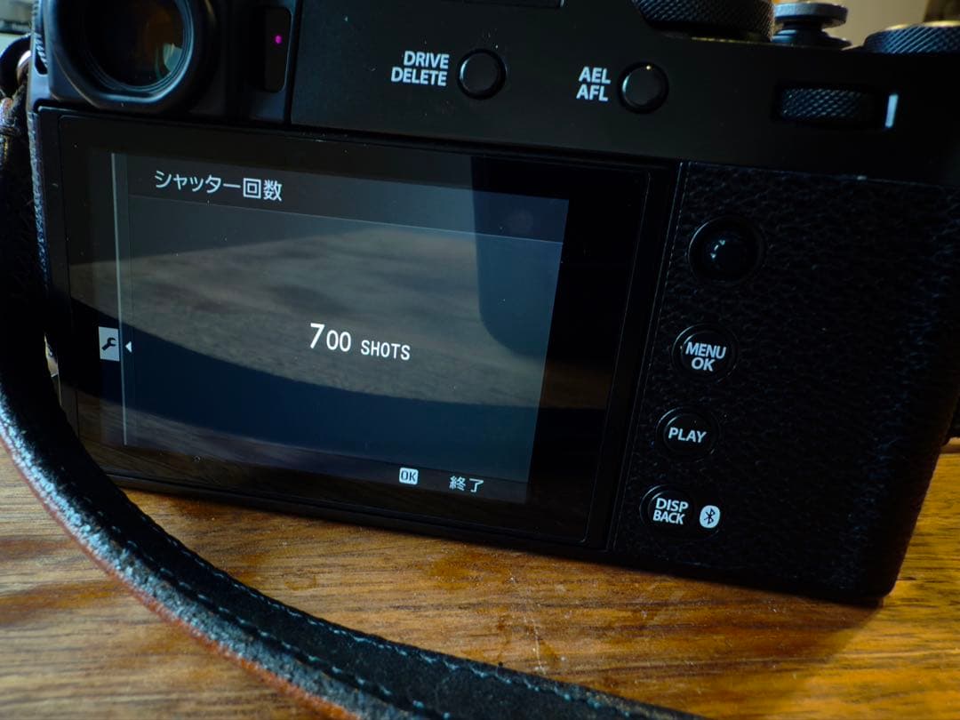 【美品】Fuji X100VI ブラック + おまけアクセサリー多数付き
