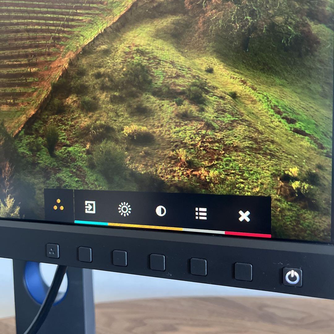 BenQ｜SW240 カラーマネジメントモニター