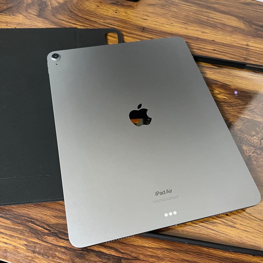 【ほぼ未使用】iPad Air M2 13インチ スペースグレー 128GB