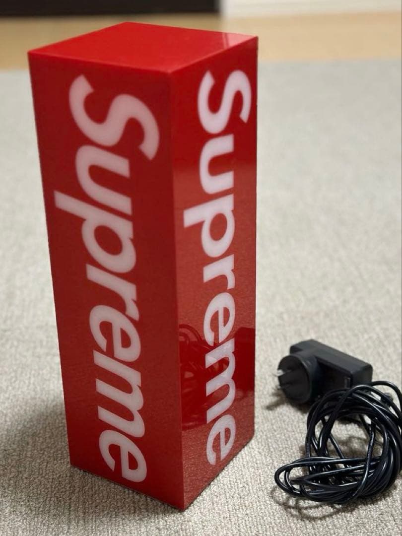 【美品】Supreme ライト 23AW Box Logo Lamp Red