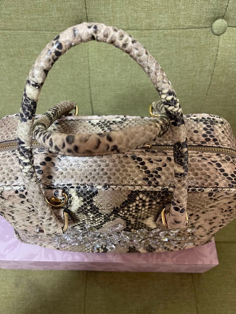 み*ば様 A.D.M.J. パイソン　スワロフスキー　ハンドバッグ