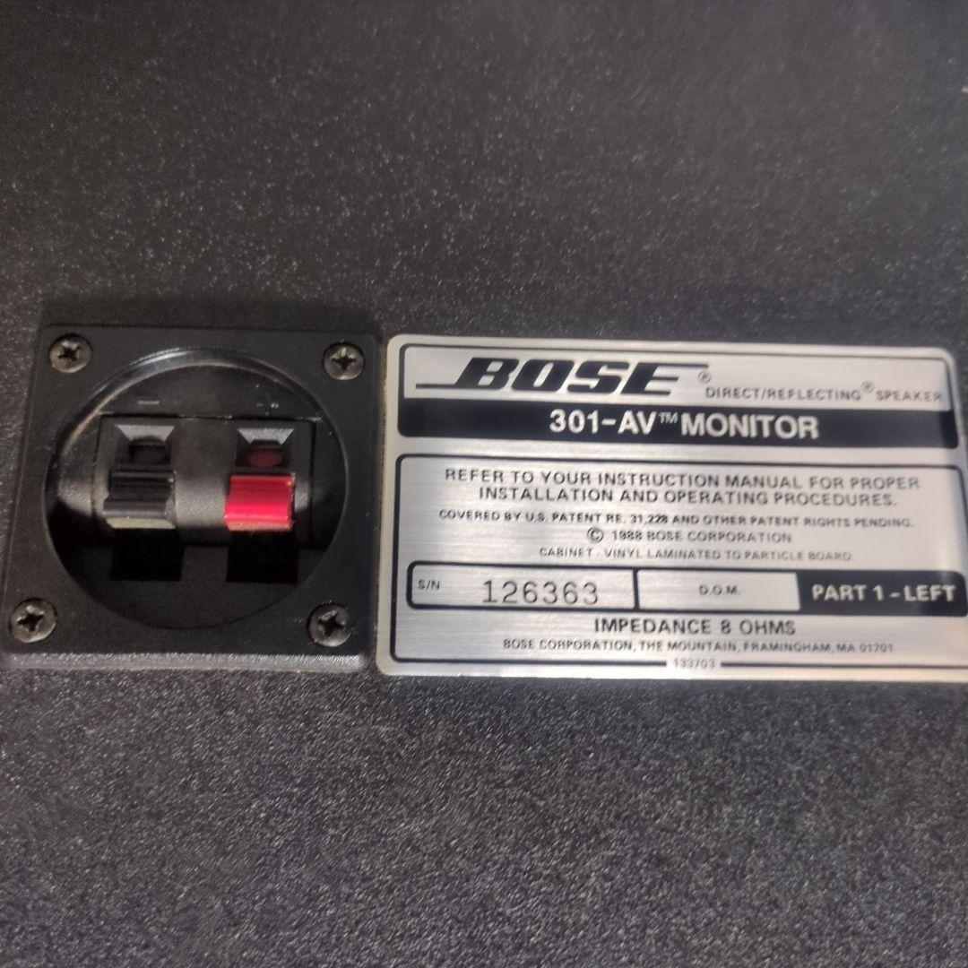 BOSE 301-AV MONlTOR 天井吊り下げ器具付き
