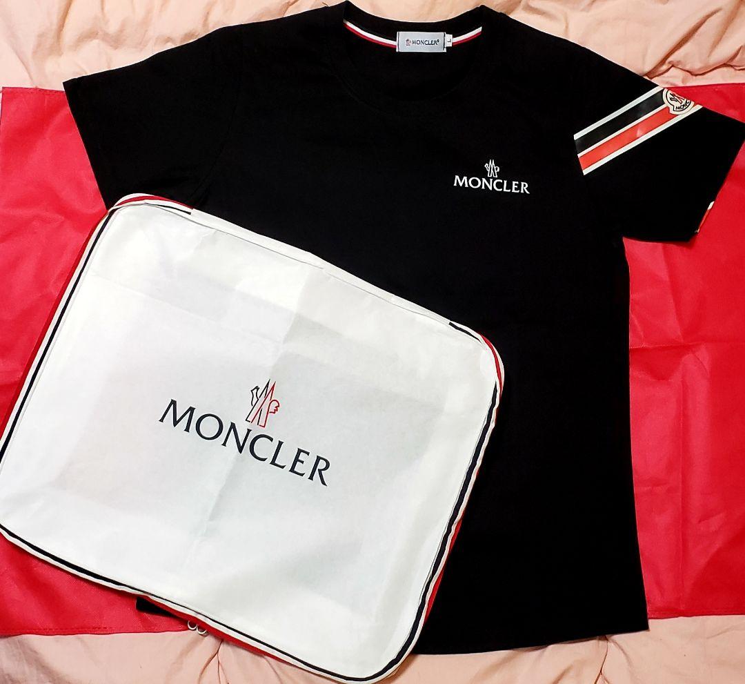 MONCLER　モンクレールTシャツ　ロゴ入り半袖　保存用ガーメントBOX付き♪