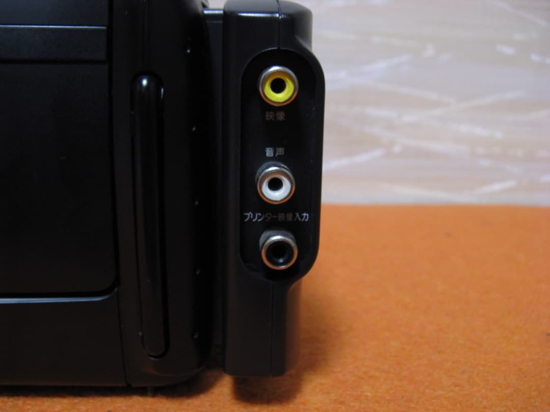 動作OK❗️☆シャープの液晶8ミリビデオカメラ・VL-EL10A