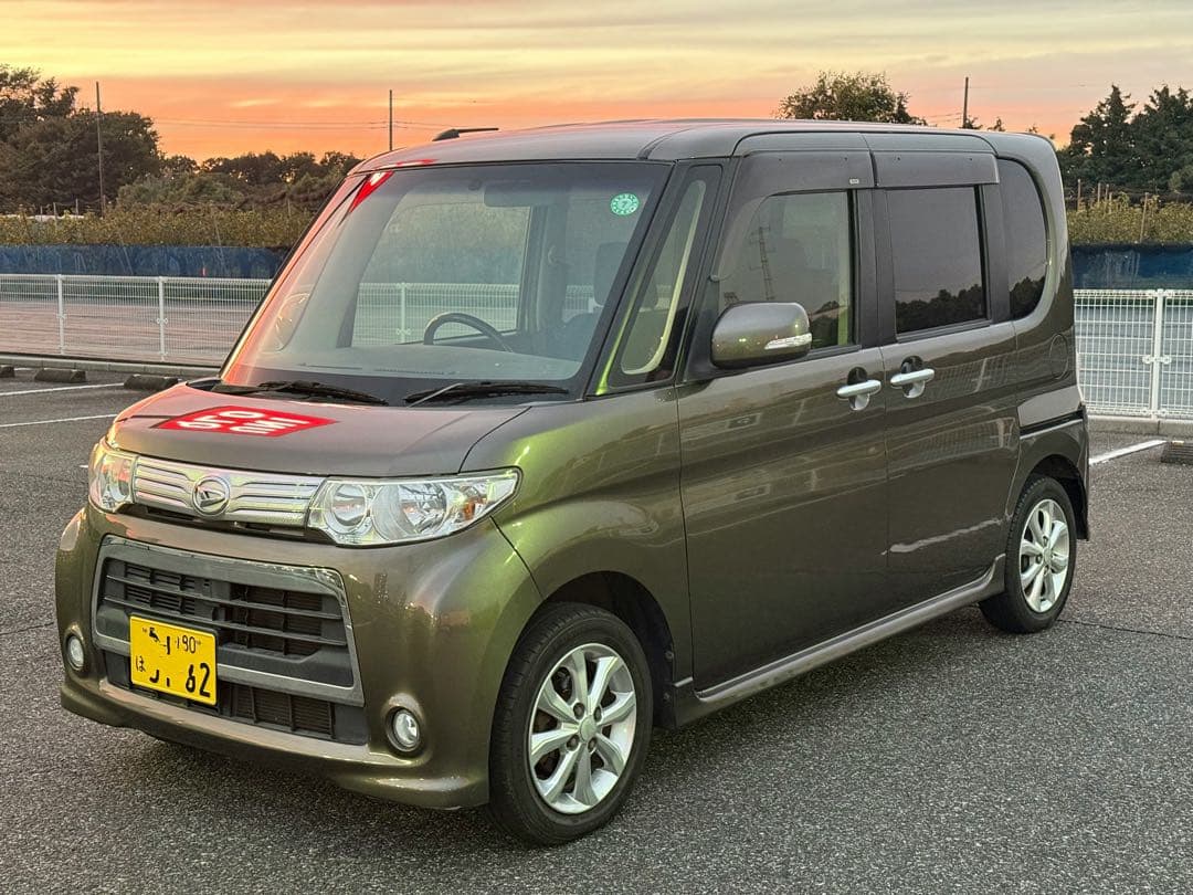 タントカスタム　車検8/4 ナビ　TV パワースライドドア　エコアイドル❗️