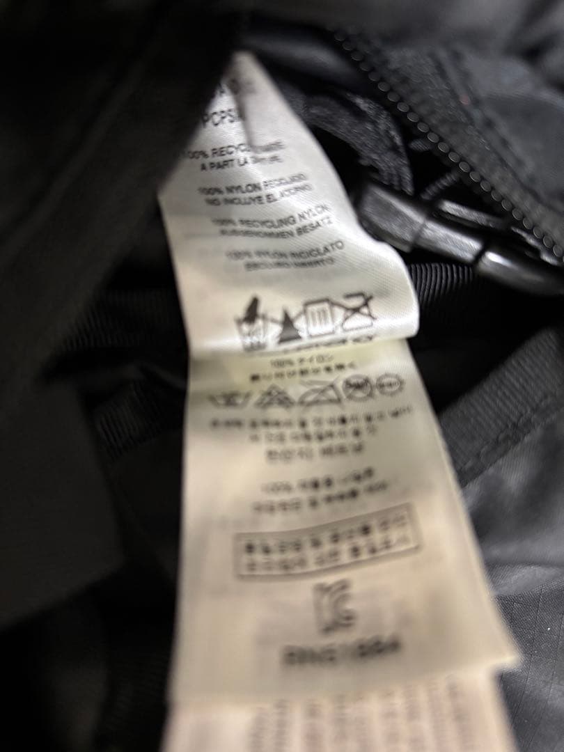 Patagonia ウルトラライトブラックホールトートパック 2way