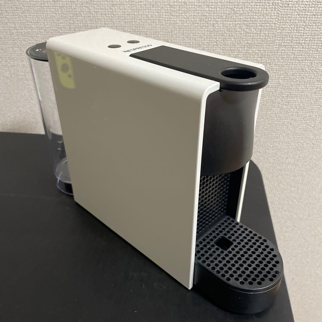 nespresso エッセンサ ミニ ピュアホワイト C