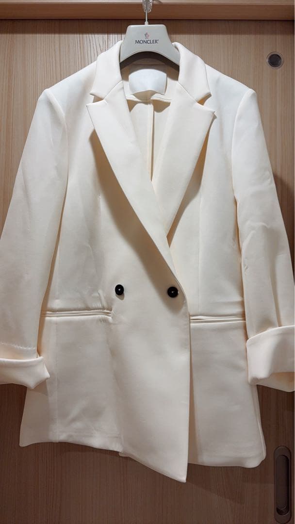 roughlow ジャケット ホワイト フリーサイズ 未使用