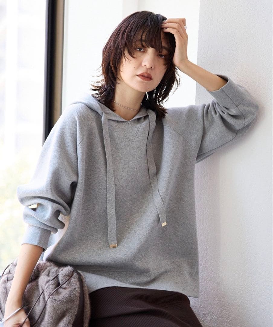 パーカー風ニット　超美品　2.2万　今季新作