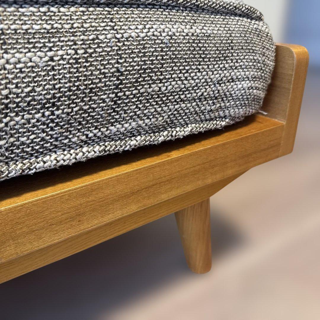 Y*A様 ※最終価格　1/5まで　UNICO ソファ　3人掛け（オットマン付）