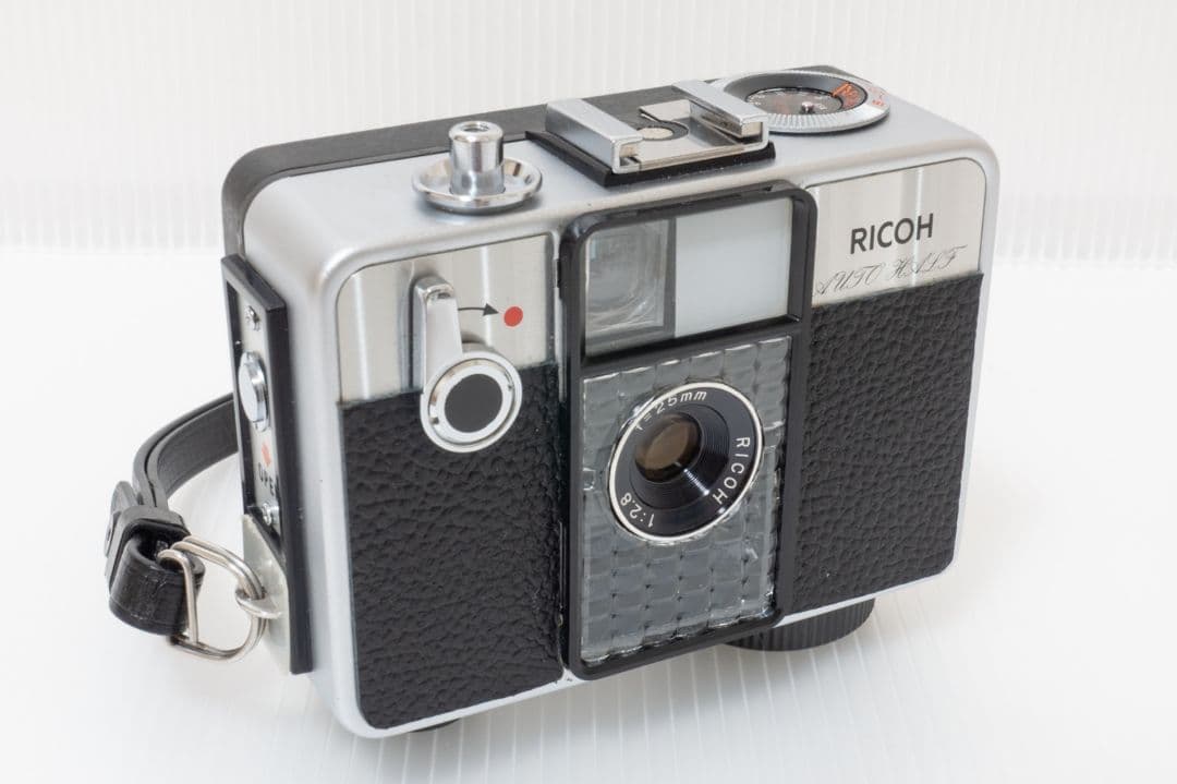 ④【美品・整備済品】RICOH AUTO HALF SE2 「ライカ風貼り革」