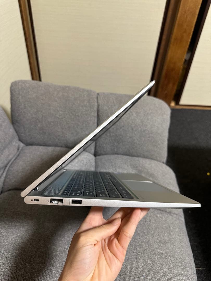 美品Hp Probook 450G10 i5-1334U-8Gb-256GB