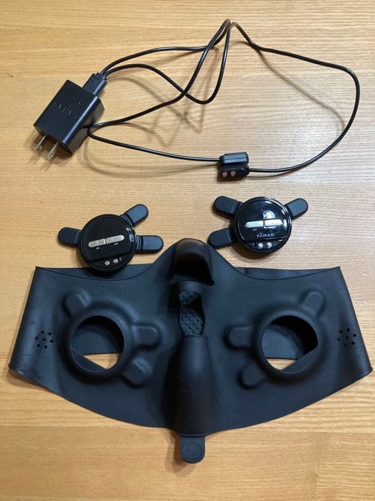 【YA-MAN】　美顔器　メディリフトプラス