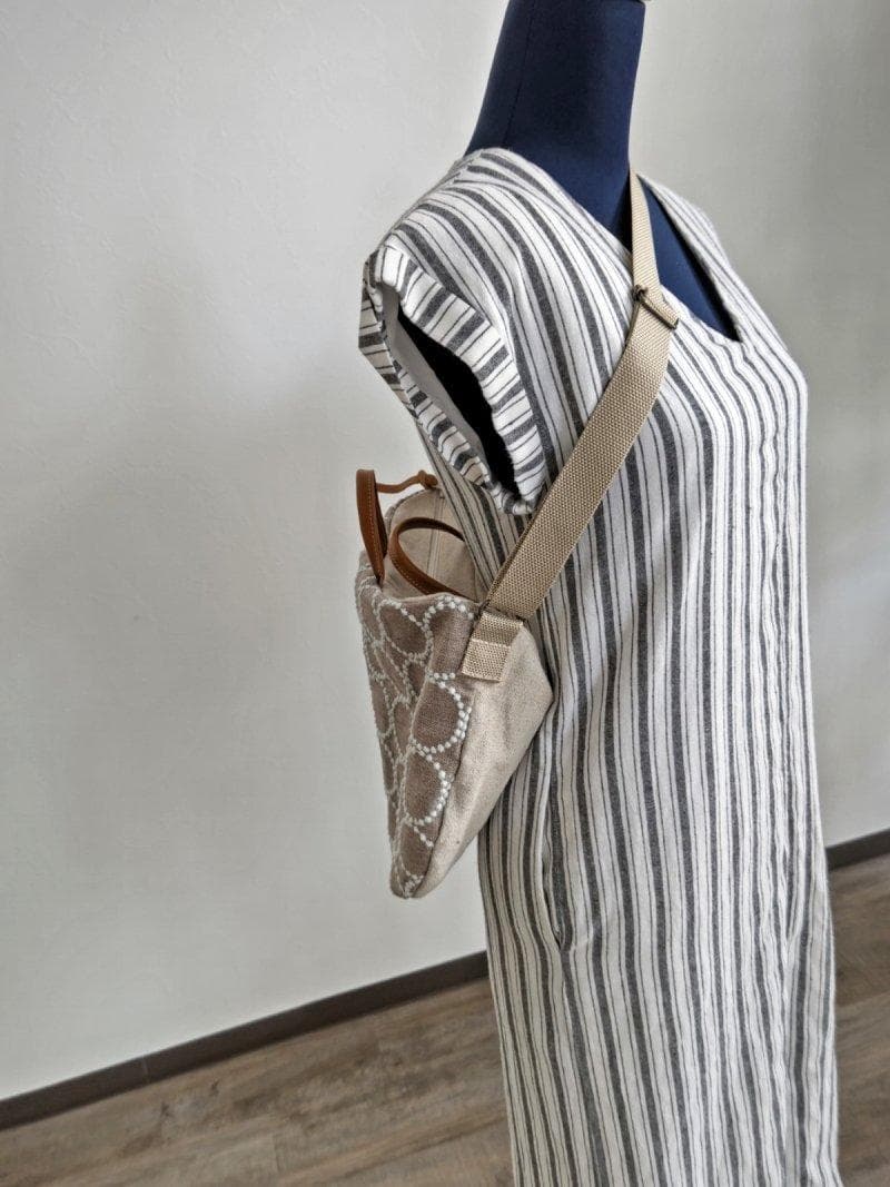 【相談用】ミナペルホネン/タンバリンネイビー×白/ラウンドショルダーLサイズ